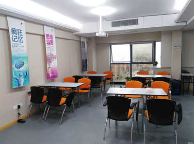 福建省創(chuàng)新元教育咨詢 引領(lǐng)教育變革的專業(yè)力量